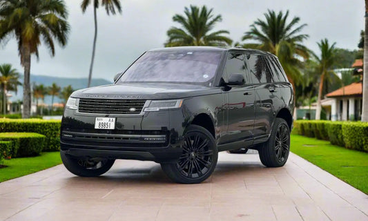 Range Rover Vogue 2023 Black – Luxury SUV Rental Dubai