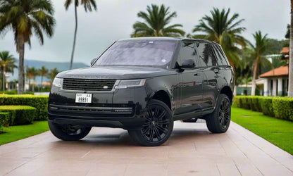Range Rover Vogue 2023 Black – Luxury SUV Rental Dubai
